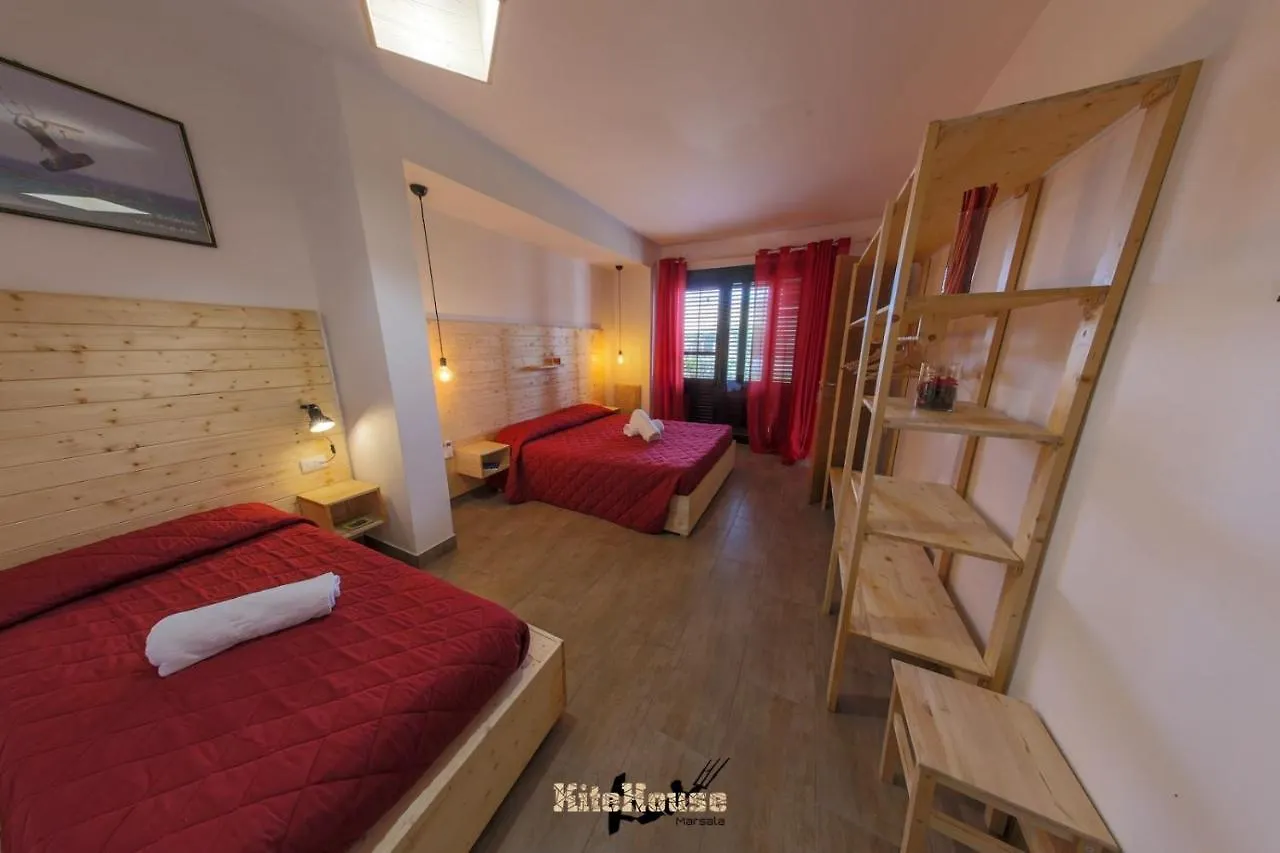 Kite House Marsala Stagnone Bed & Breakfast 0*,